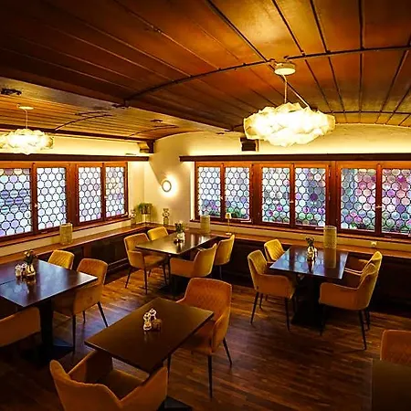 拉蓬蒙斯特广场酒店