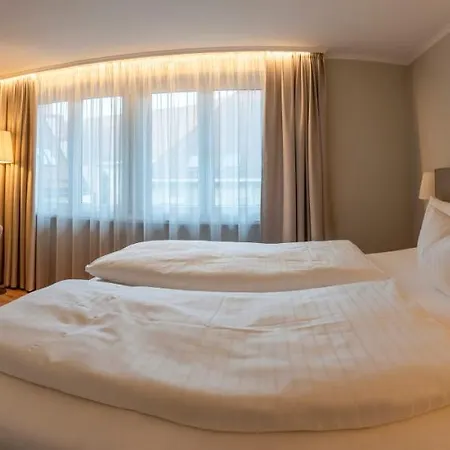 Rappen Am Muensterplatz Szálloda 3*